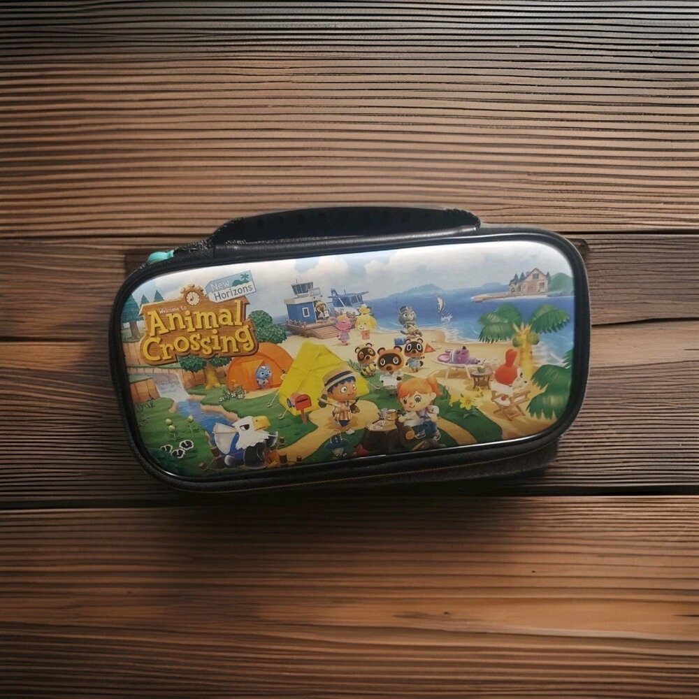 Nintendo Switch Lite Game Traveler Action Pack - Animal Crossing New Horizons‎